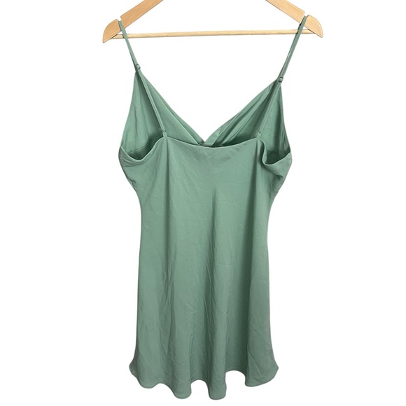 Abercrombie & Fitch Green Twist Mini Dress 💚 - Picture 2 of 4